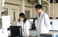 建立產(chǎn)學(xué)研合作基地，開(kāi)展科研合作創(chuàng  )新工作